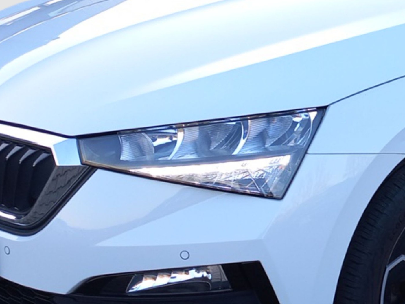 SKODA Scala 1.0 TSI Drive 125 DAB LED PDC NAVI RFK SHZ Bild 5