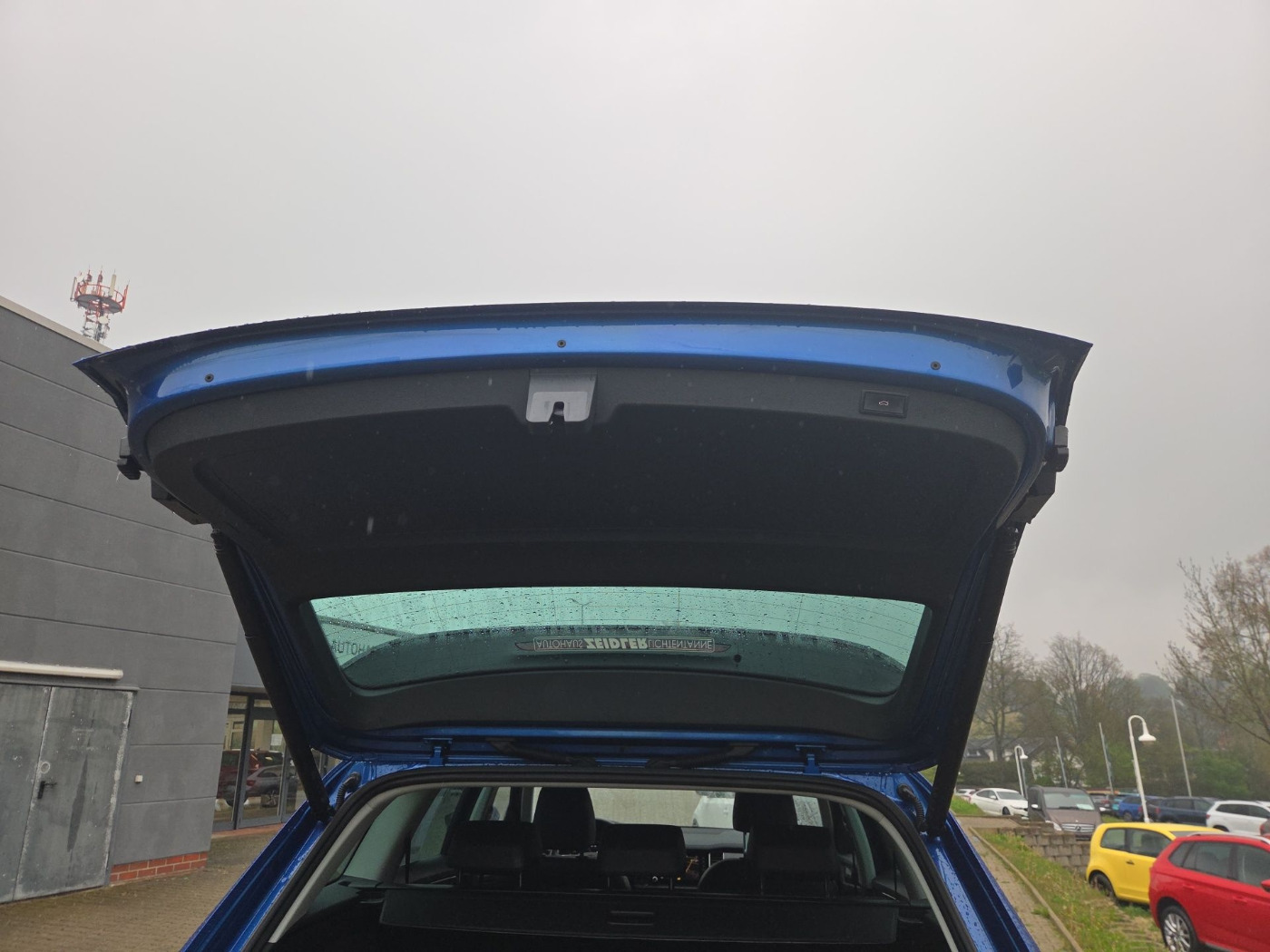 SKODA Kodiaq 2.0 TDI DSG L&K ACC DAB LED NAVI RFK SHZ Bild 13