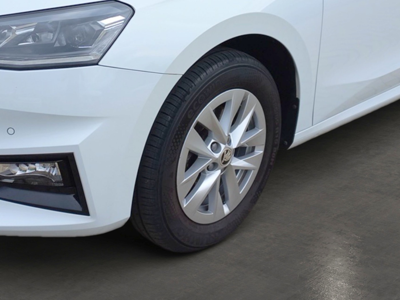 SKODA Fabia 1.0 TSI Style DAB KA LED LHZ SHZ PDC TOUCH Bild 6