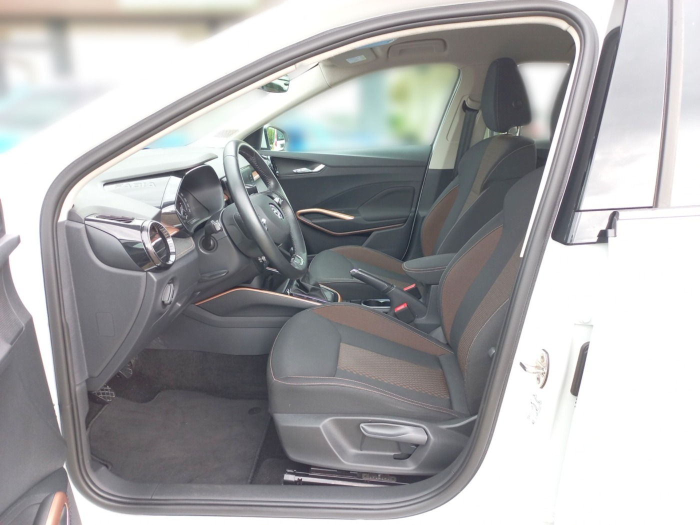 SKODA Fabia 1.0 TSI Style DAB KA LED LHZ SHZ PDC TOUCH Bild 9
