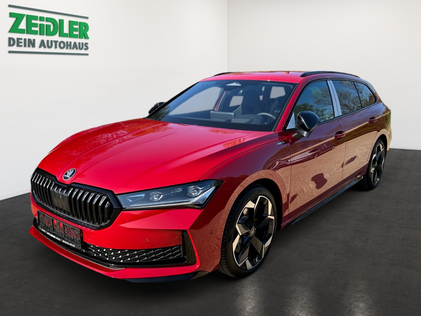 SKODA Superb Combi 2.0 TSI DSG Sportline AHK MATRIX VC