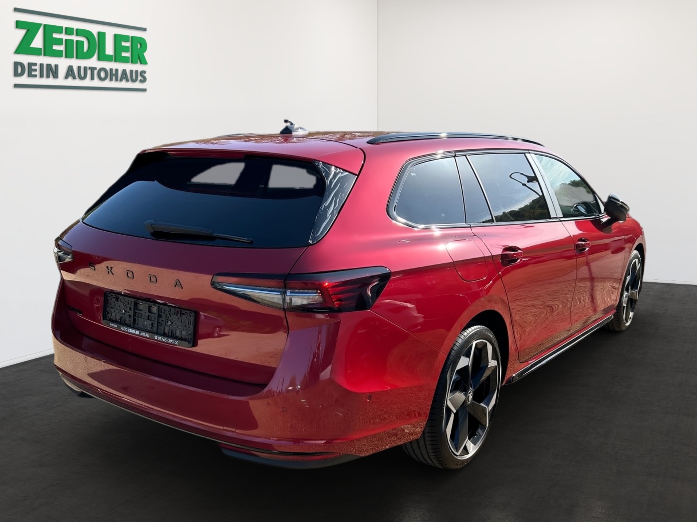 SKODA Superb Combi 2.0 TSI DSG Sportline AHK MATRIX VC Bild 3