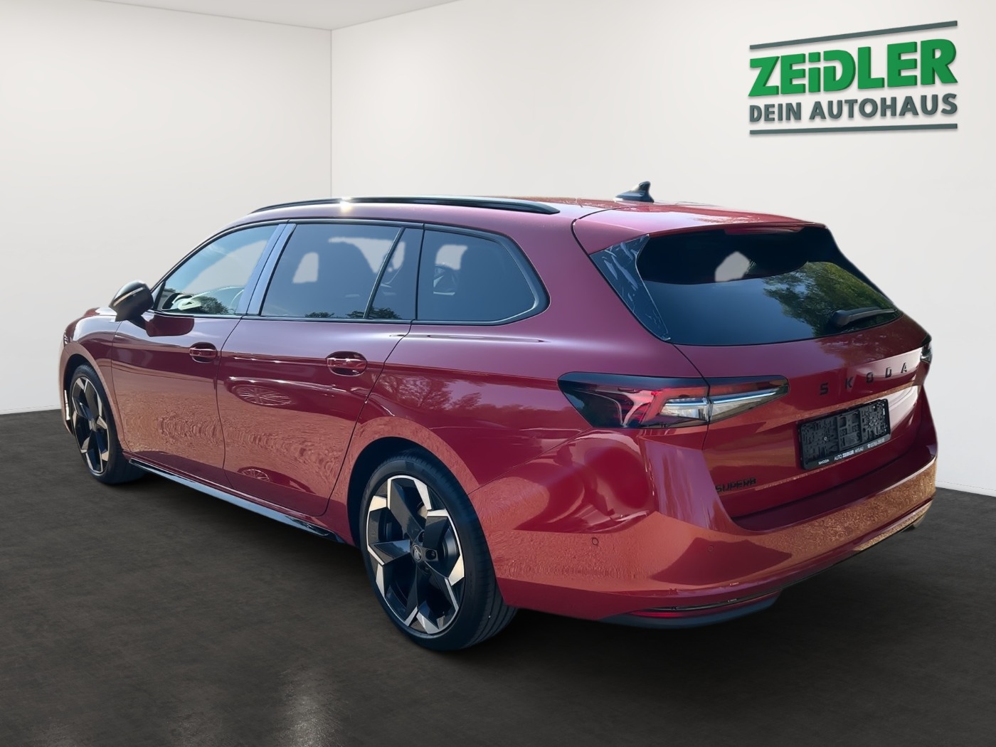 SKODA Superb Combi 2.0 TSI DSG Sportline AHK MATRIX VC Bild 4