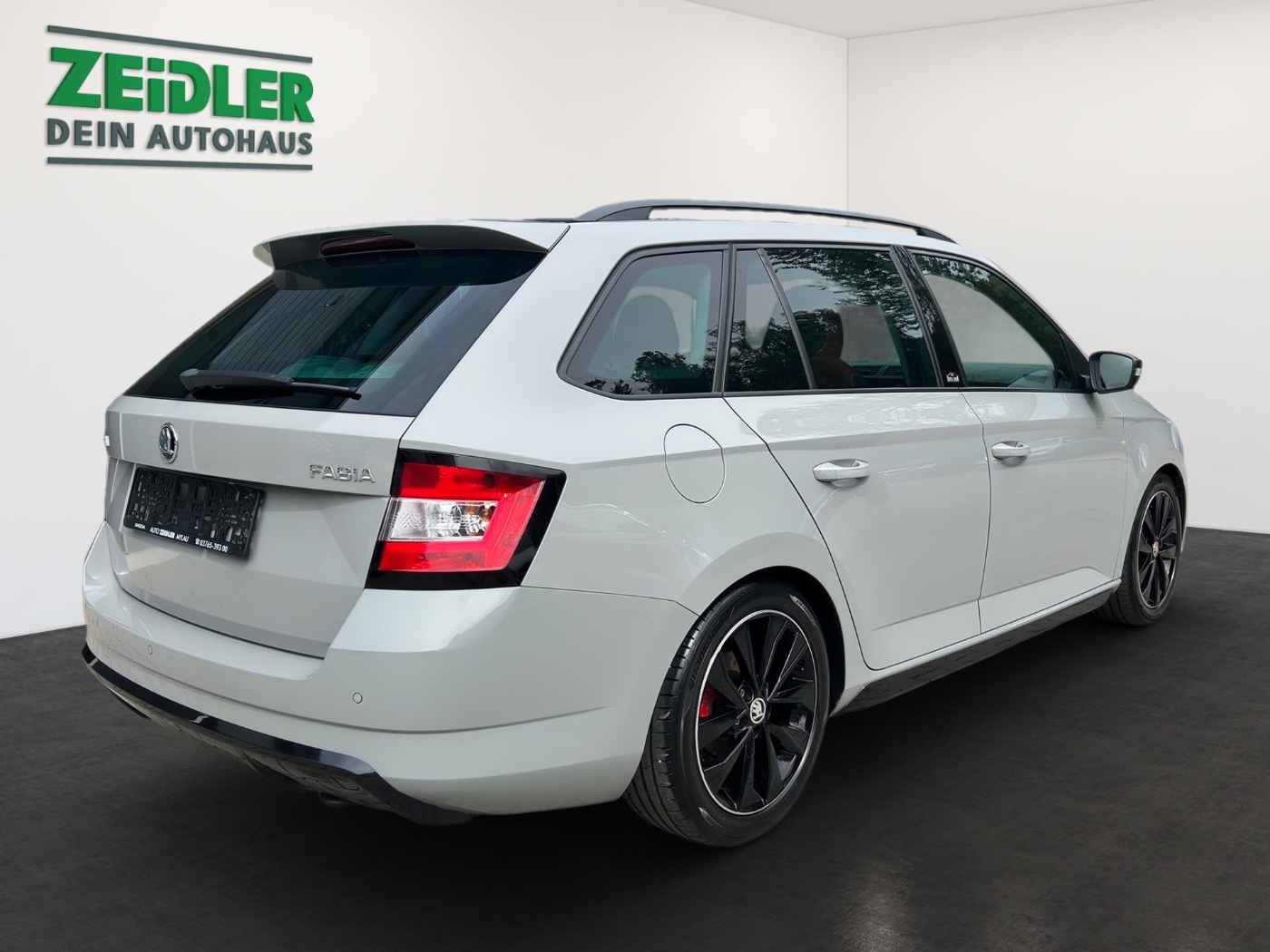 SKODA Fabia Combi 1.0 TSI DSG Monte Carlo PANO PDC SHZ Bild 3