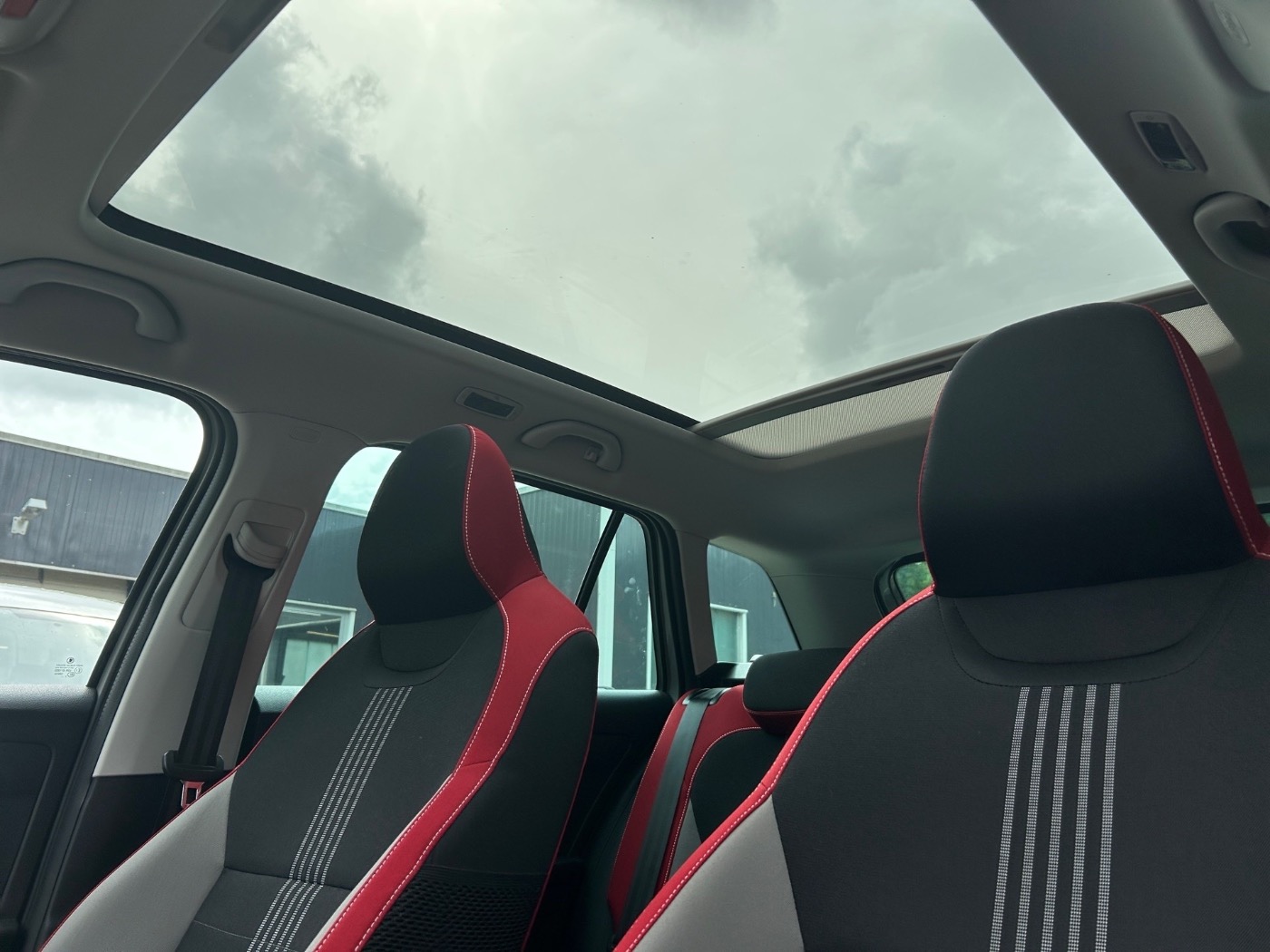 SKODA Fabia Combi 1.0 TSI DSG Monte Carlo PANO PDC SHZ Bild 18