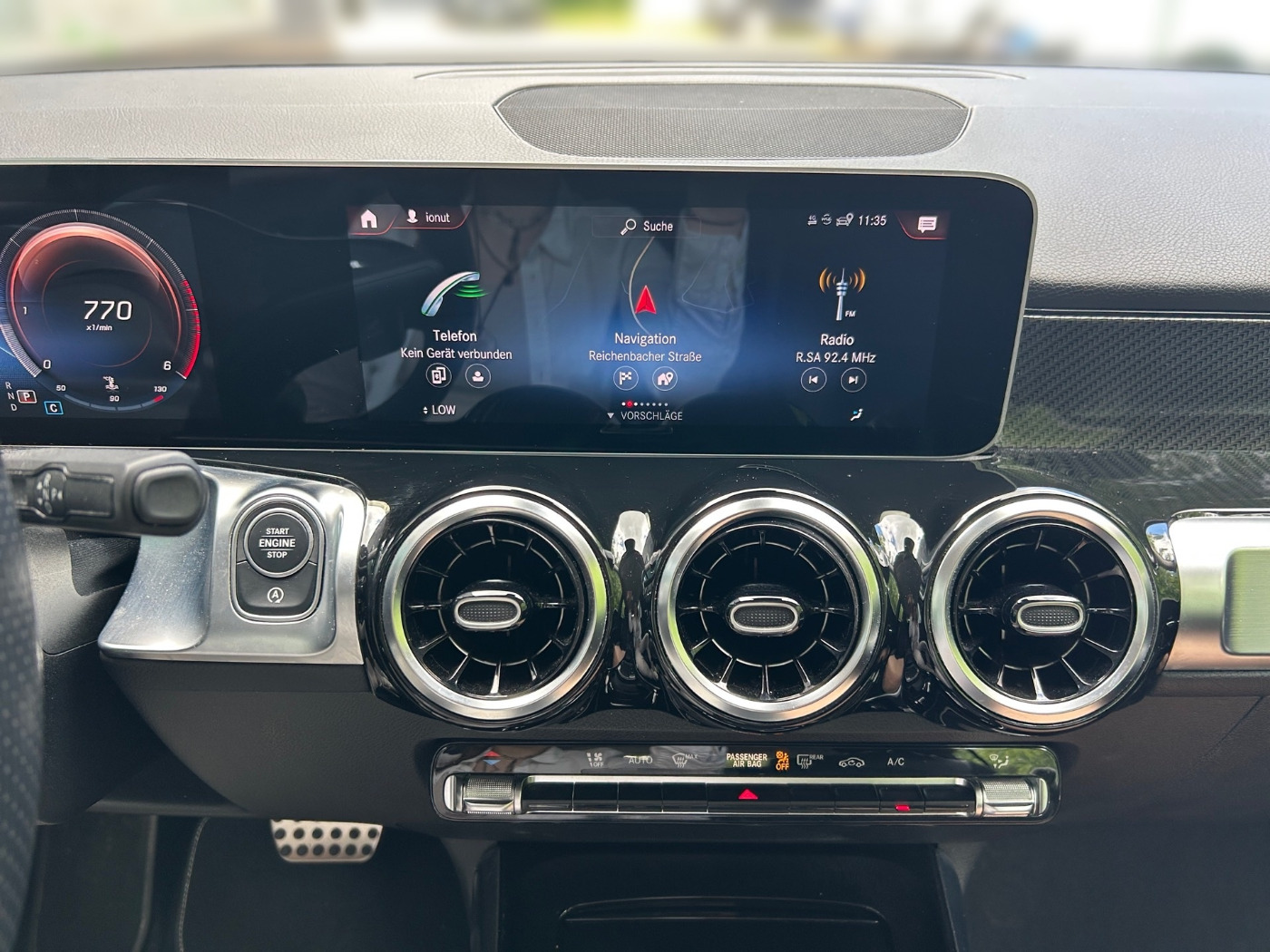 MERCEDES-BENZ GLB 220 d 4Matic AMG DAB KA LED MBUX NAVI RFK SHZ Bild 9