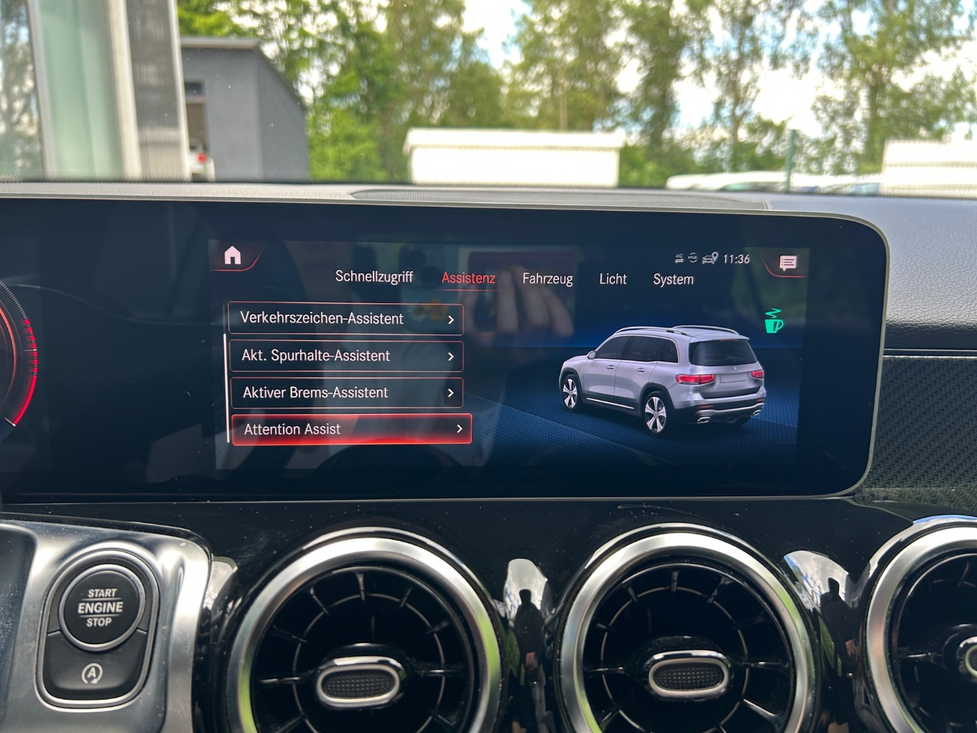 MERCEDES-BENZ GLB 220 d 4Matic AMG DAB KA LED MBUX NAVI RFK SHZ Bild 13