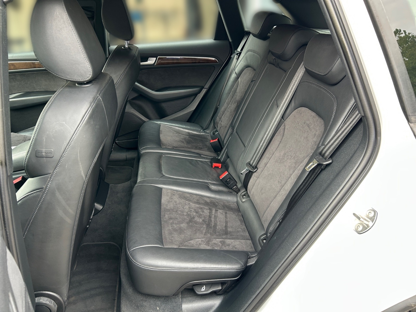 Audi Q5 2.0 TDI quattro S-Line AHK NAVI PDC SHZ XENON Bild 10