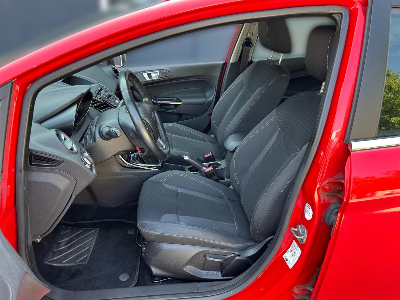 FORD Fiesta 1.25 Titanium ALU KLIMA NEBEL SHZ W-PAKET Bild 7