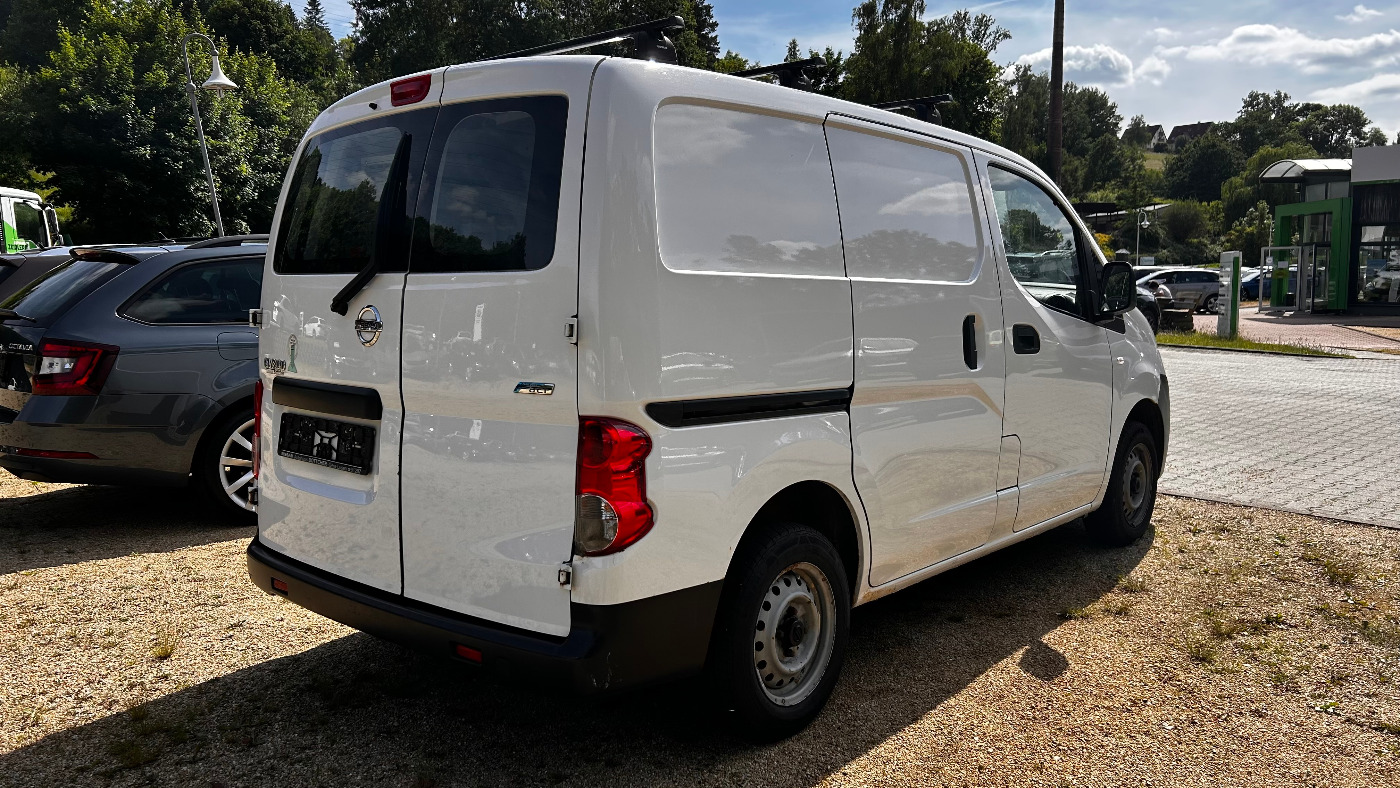 Nissan NV200 Evalia 1.5 dCi Kasten Comfort KLIMA RADIO Bild 3