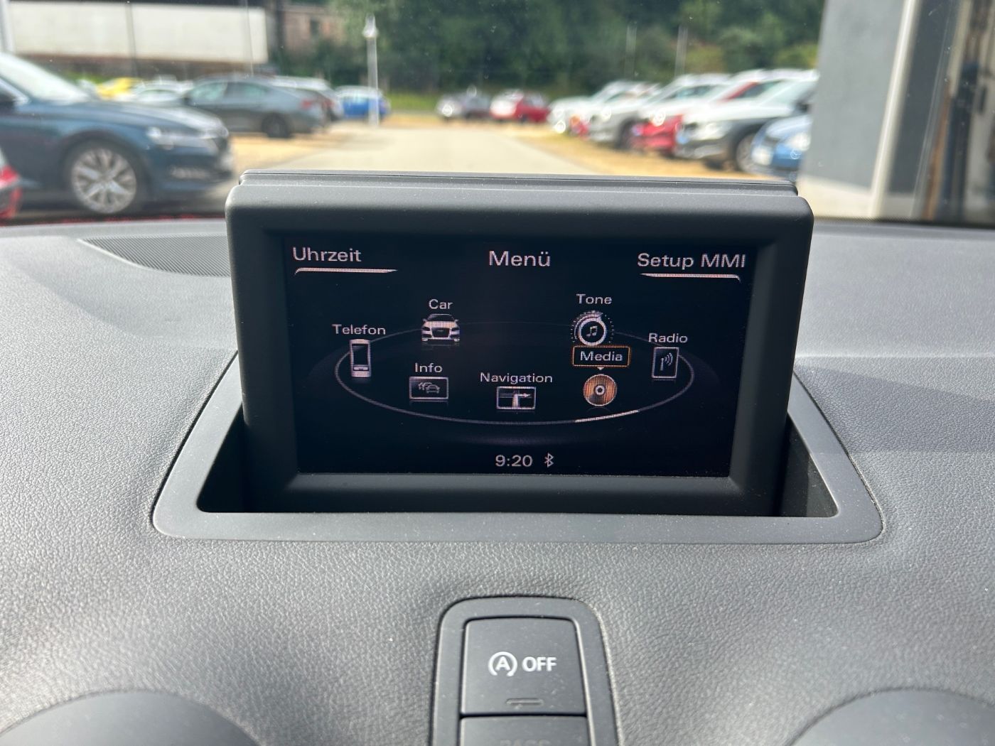 Audi A1 1.4 TFSI Attraction ALU KA NEBEL PDC SHZ Bild 13