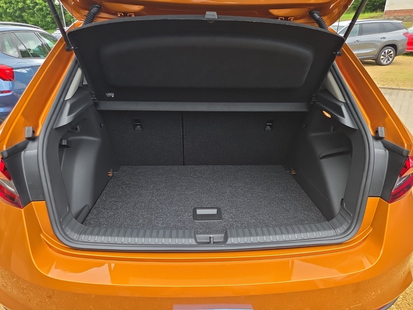 SKODA Fabia 1.0 TSI Tour DAB KA LED LHZ RFK SHZ TOUCH Bild 12