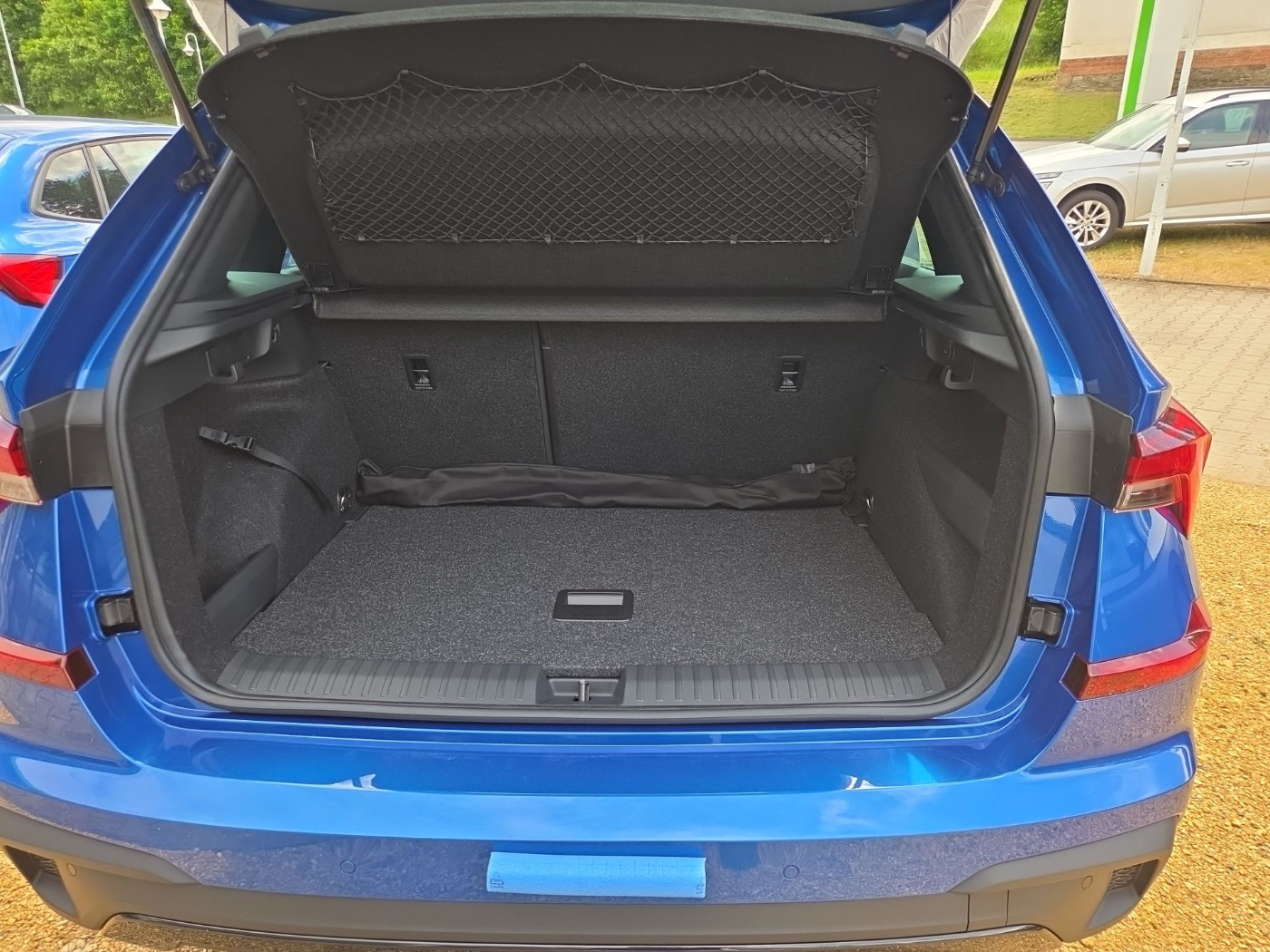 Škoda Kamiq 1.0 TSI Monte Carlo MATRIX PANO RFK SHZ VC Bild 8