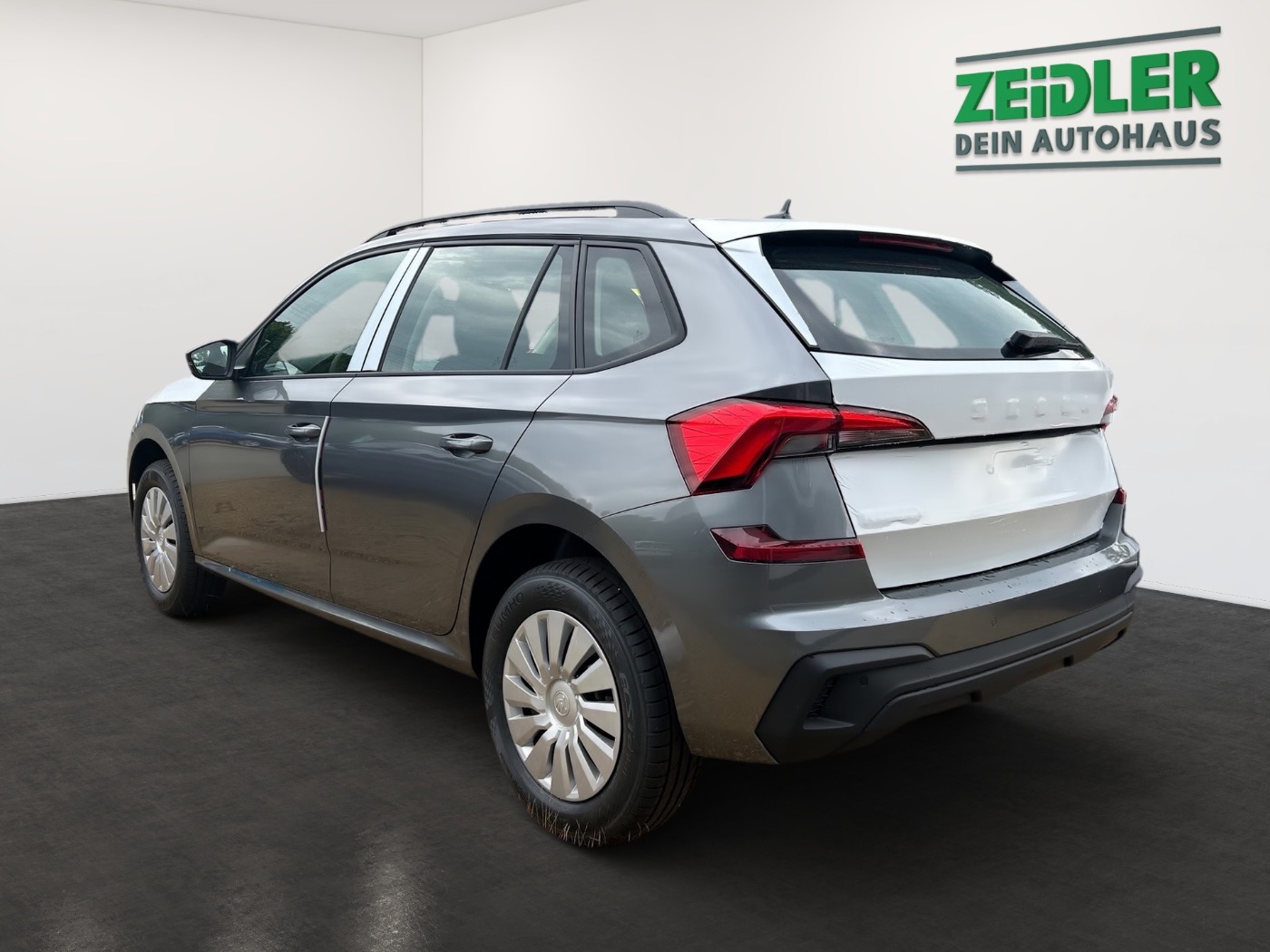SKODA Kamiq 1.0 TSI Essence DAB LED NEBEL PDC SHZ TOUCH Bild 4
