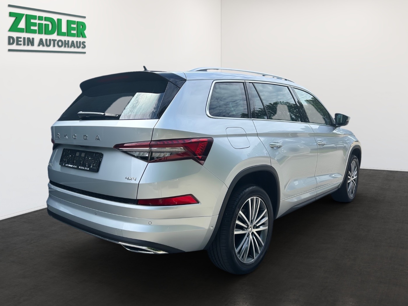 SKODA Kodiaq 2.0 TDI DSG 4x4 L&amp;K ACC MATRIX NAVI STHZ Bild 3