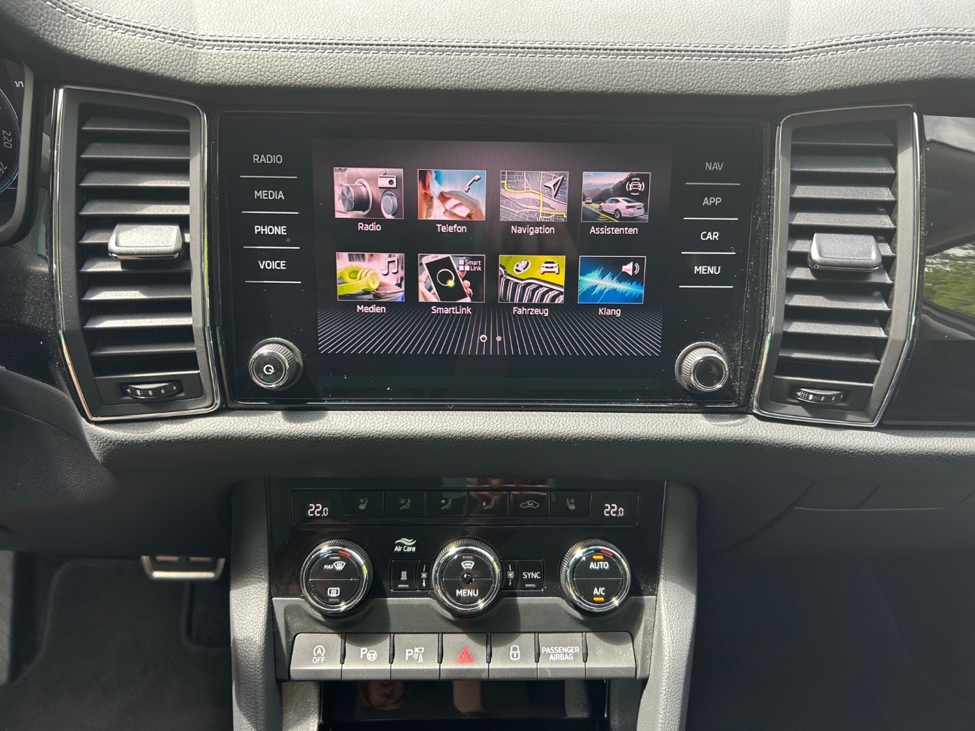 SKODA Kodiaq 2.0 TDI DSG 4x4 L&amp;K ACC MATRIX NAVI STHZ Bild 6
