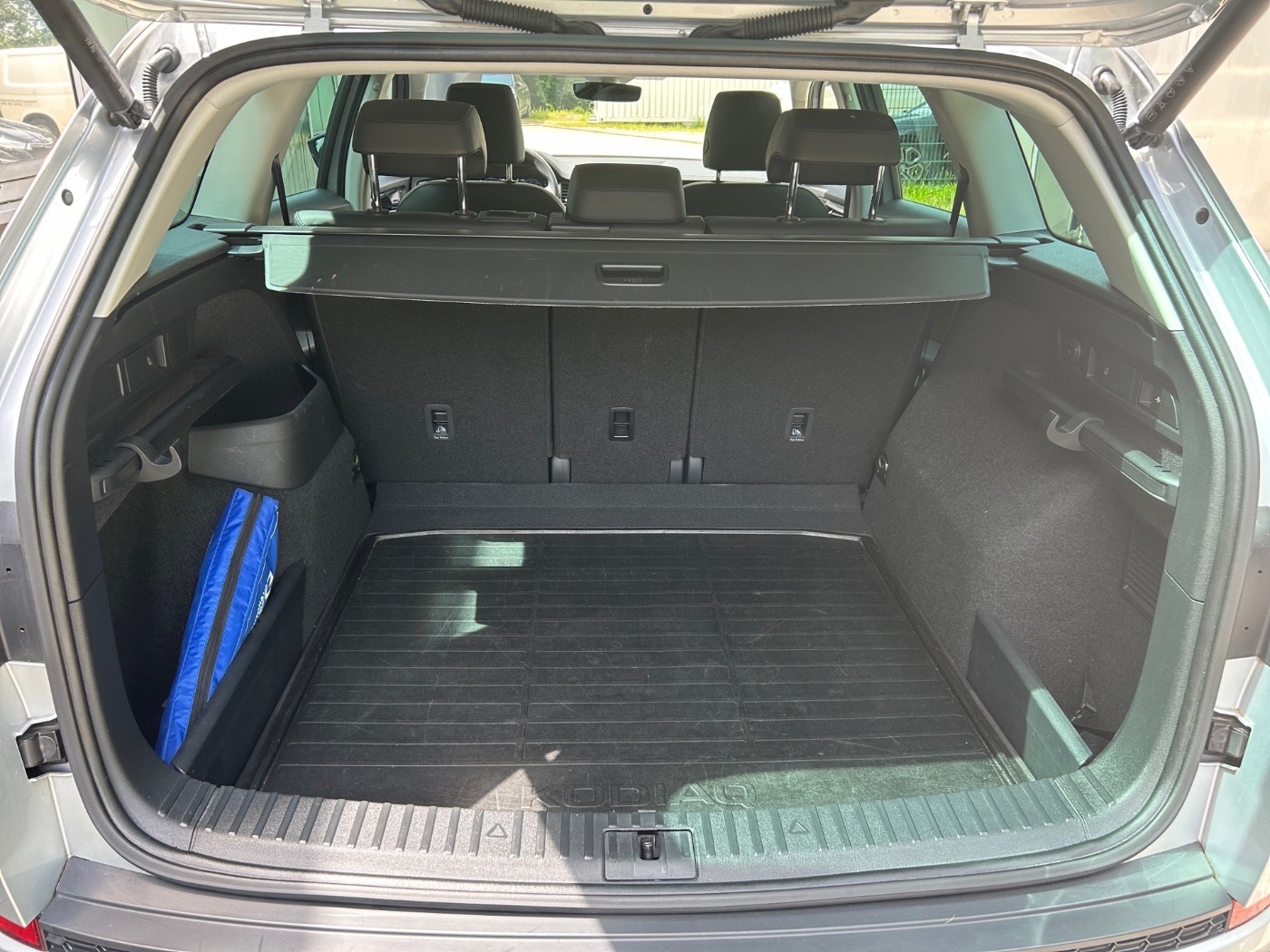SKODA Kodiaq 2.0 TDI DSG 4x4 L&amp;K ACC MATRIX NAVI STHZ Bild 12