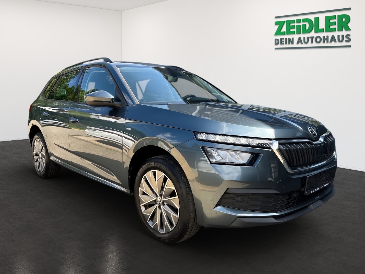 SKODA Kamiq 1.0 TSI Clever DAB KA LED LM PDC SHZ TOUCH Bild 2