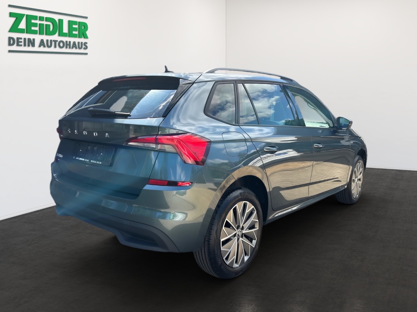 SKODA Kamiq 1.0 TSI Clever DAB KA LED LM PDC SHZ TOUCH Bild 3