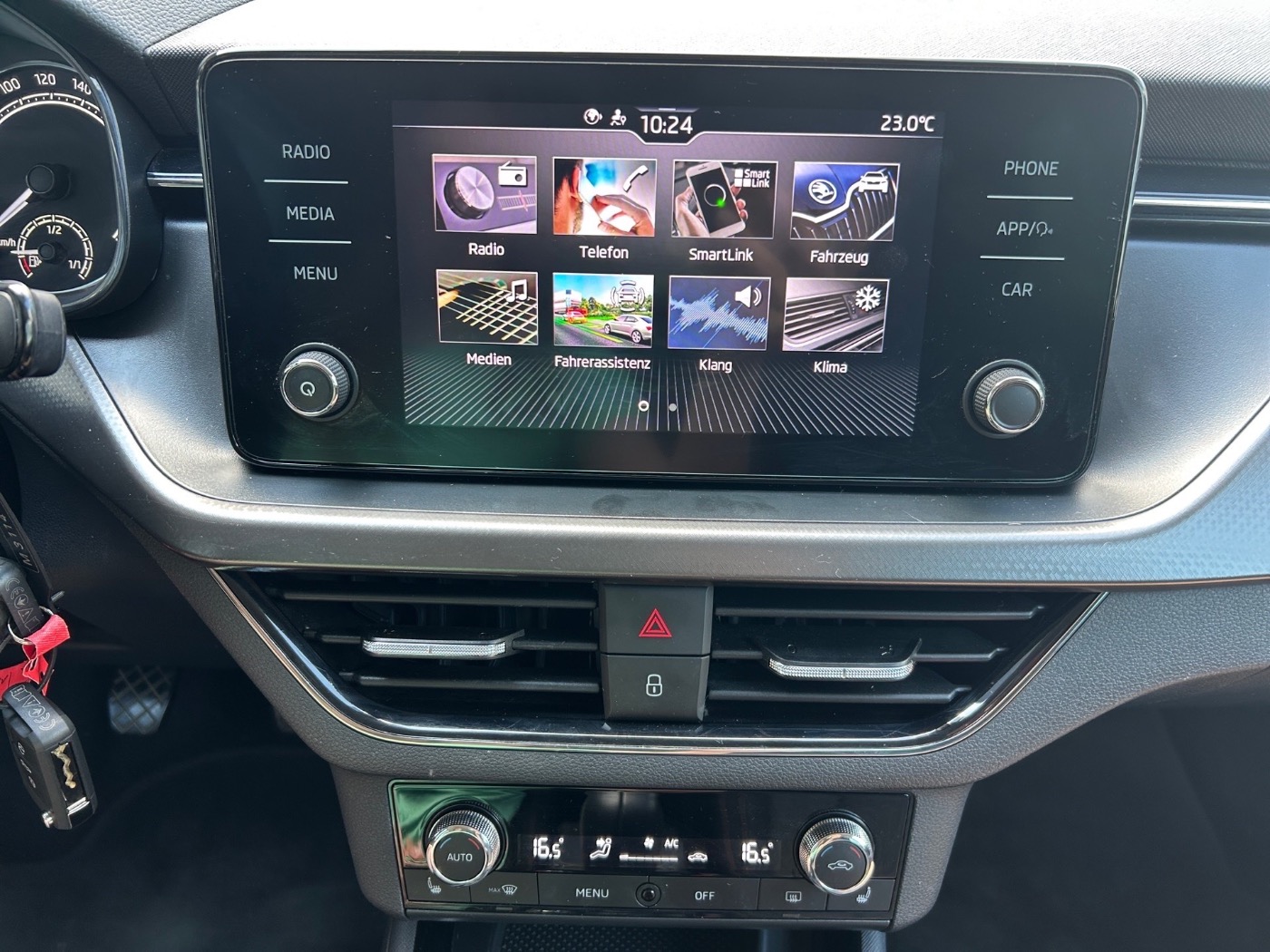 SKODA Kamiq 1.0 TSI Clever DAB KA LED LM PDC SHZ TOUCH Bild 9