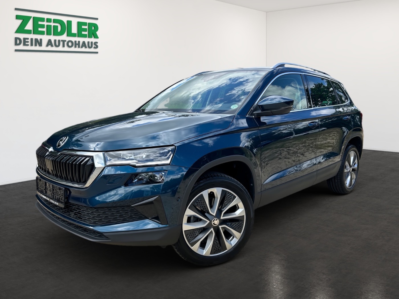 SKODA Karoq 1.5 TSI ACT DSG Style AHK ACC MATRIX