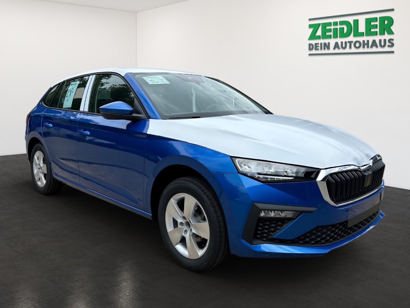 SKODA Scala 1.0 TSI Essence DAB LED LM PDC SHZ VC VZE Bild 2
