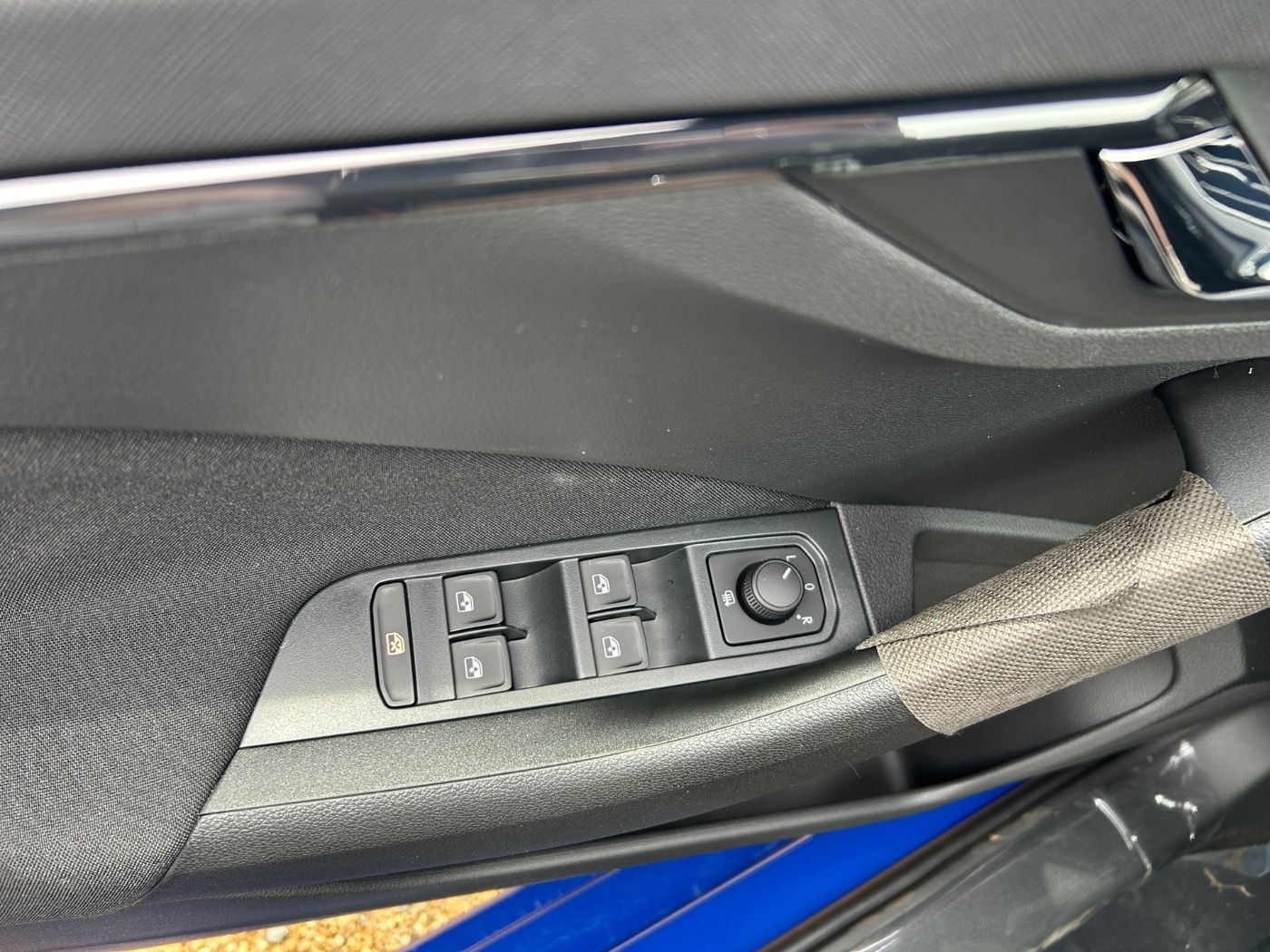 SKODA Scala 1.0 TSI Essence DAB LED NEBEL PDC SHZ VC Bild 15