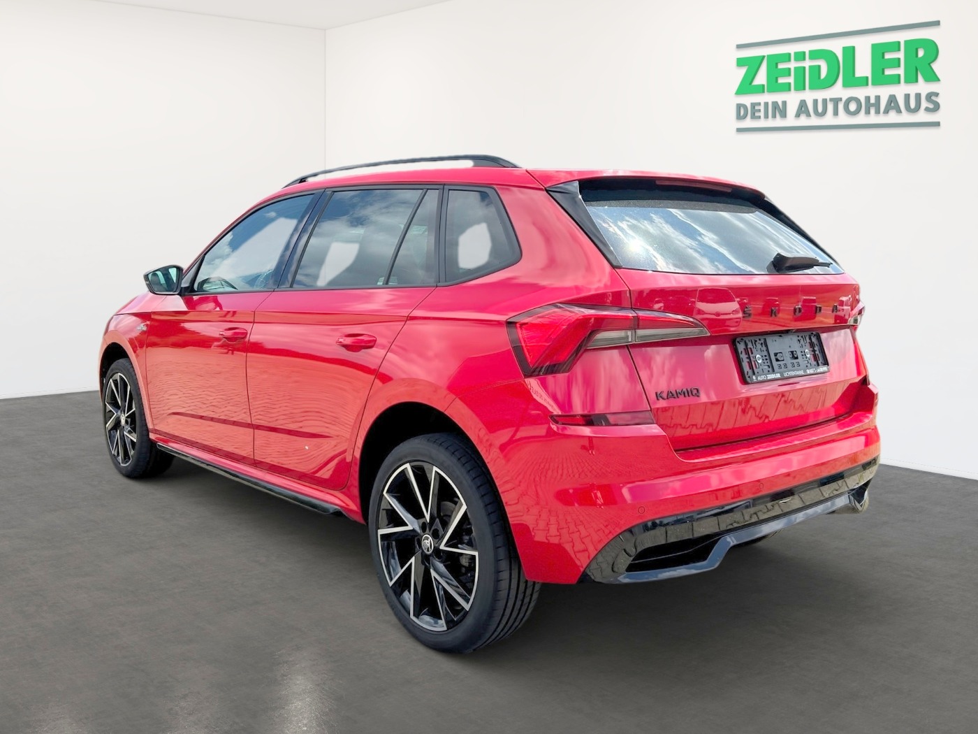 SKODA Kamiq 1.0 TSI DSG Monte Carlo ACC NAVI PANO SHZ Bild 4