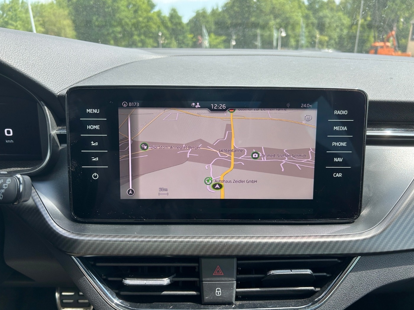 SKODA Kamiq 1.0 TSI DSG Monte Carlo ACC NAVI PANO SHZ Bild 15