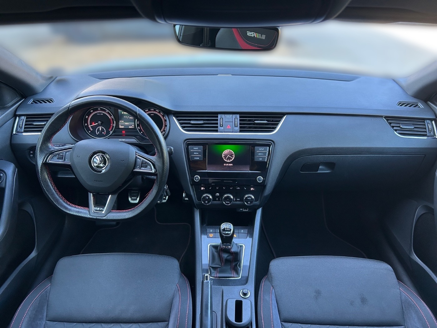 SKODA Octavia Combi 2.0 TSI RS AHK KA LED PDC SHZ TOUCH Bild 10