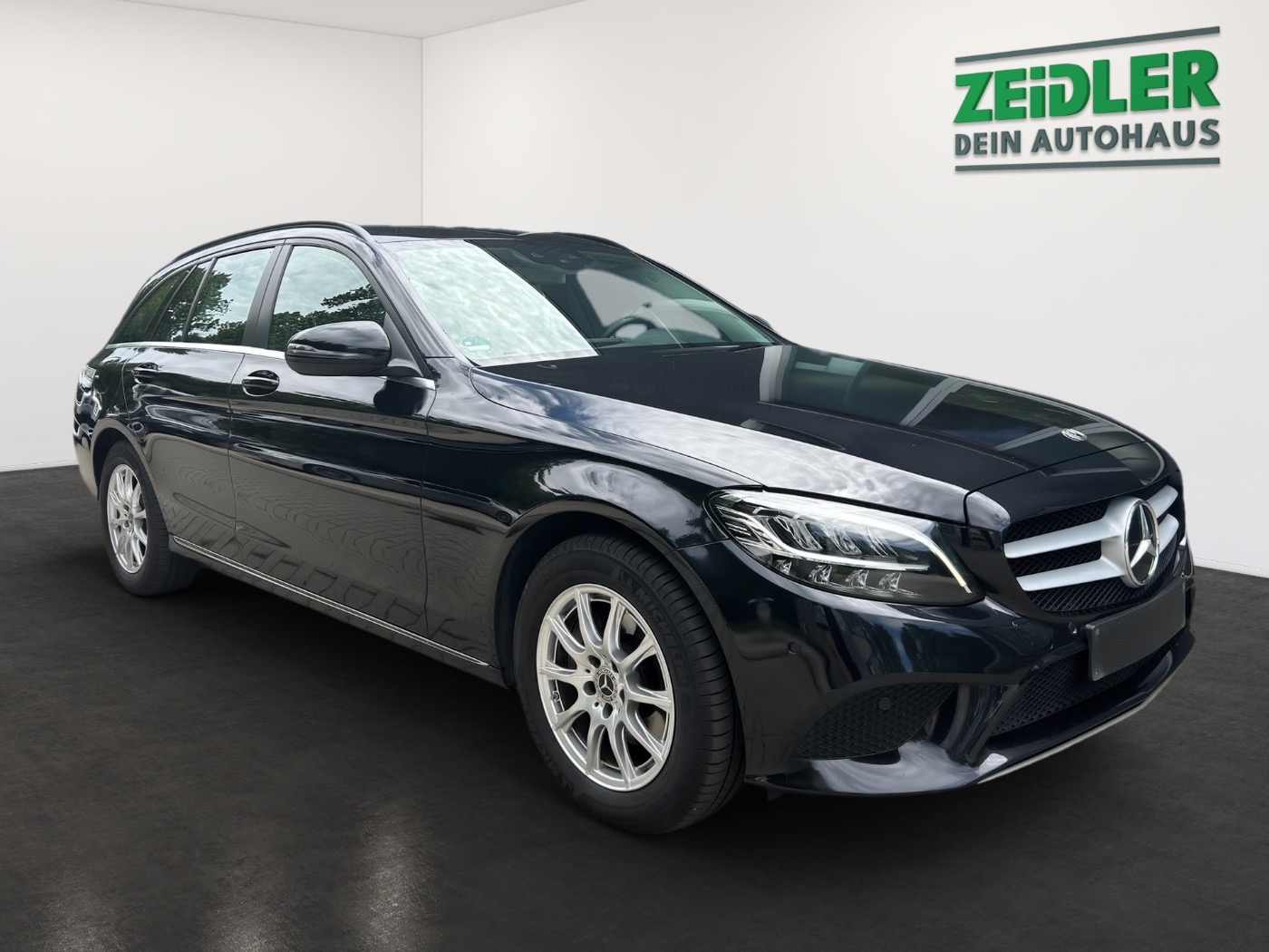 MERCEDES-BENZ C 200 d T-Modell 9G AHK ACC HUD LED NAVI RFK SHZ Bild 2