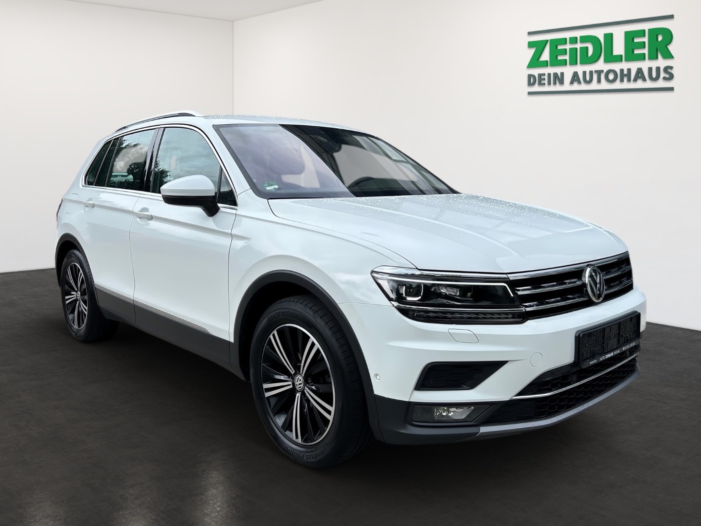 VW Tiguan 1.5 TSI DSG Highline ACCParkAss.ErgoActive Bild 2