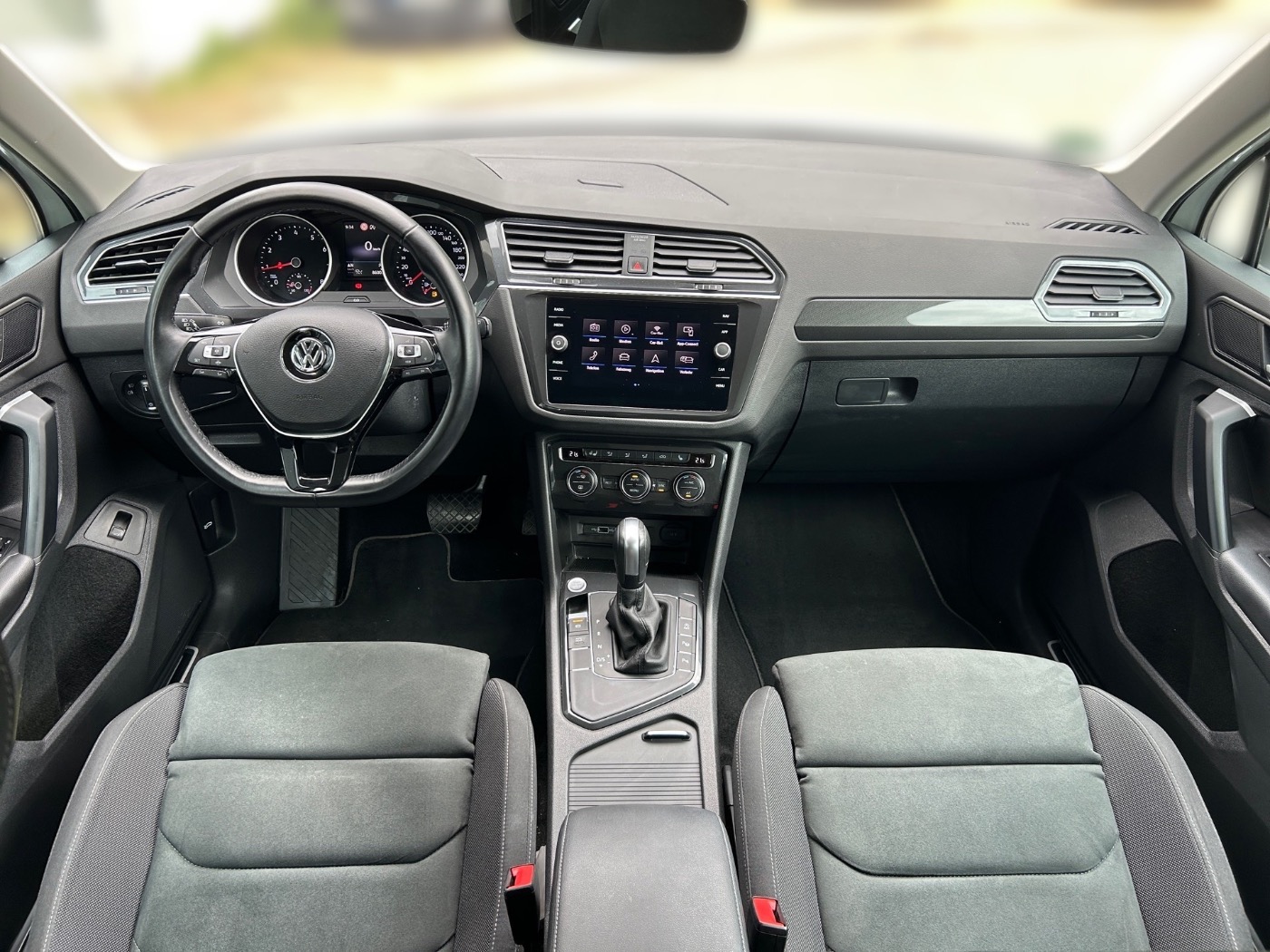 VW Tiguan 1.5 TSI DSG Highline ACCParkAss.ErgoActive Bild 10