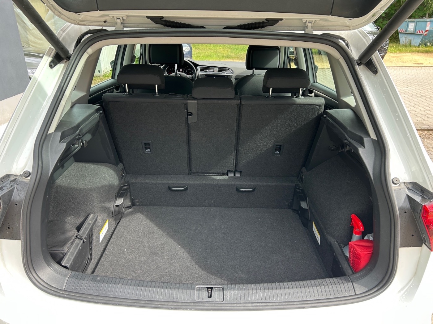 VW Tiguan 1.5 TSI DSG Highline ACCParkAss.ErgoActive Bild 12