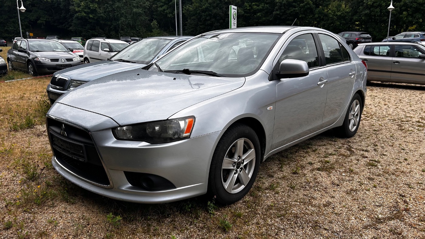 MITSUBISHI Lancer 1.5 MPI Sportback Invite LM