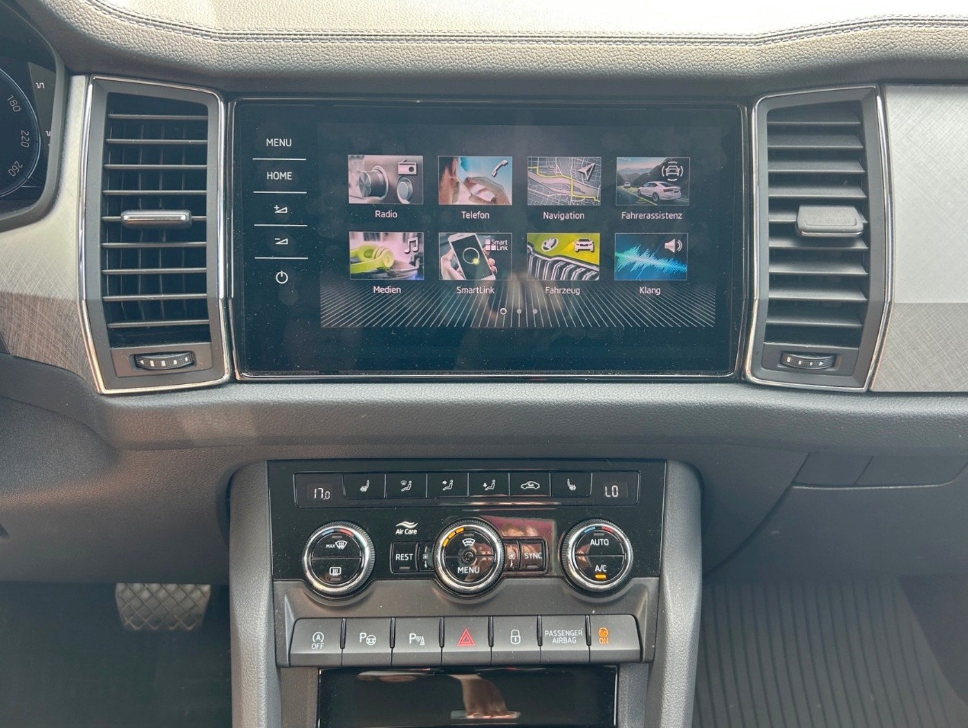 SKODA Kodiaq 2.0 TDI DSG Tour Matrix 4xSHZ ACC AHK Bild 13