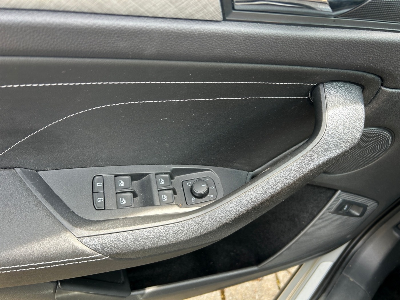 SKODA Kodiaq 2.0 TDI DSG Tour Matrix 4xSHZ ACC AHK Bild 8