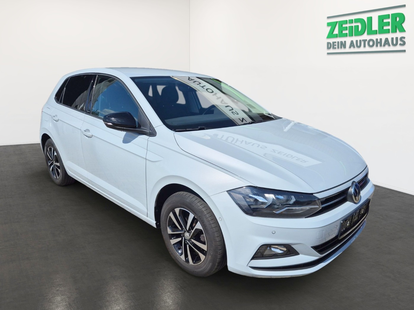VW Polo VI 1.0 TSI IQ.DRIVE Navi Kam. ParkAss ACC Bild 2