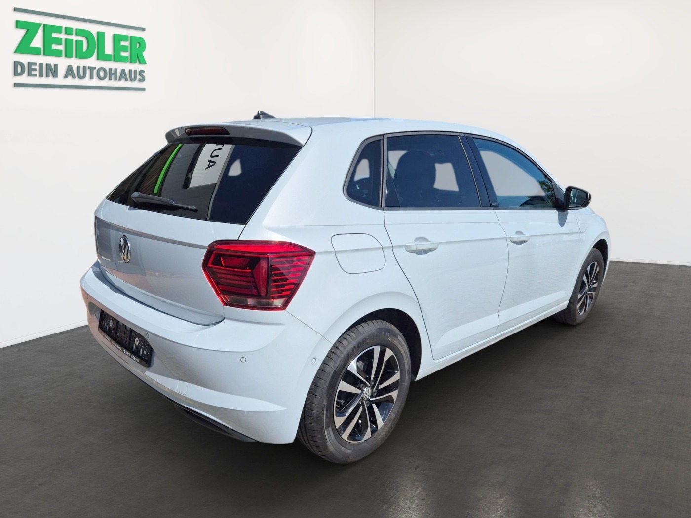 VW Polo VI 1.0 TSI IQ.DRIVE Navi Kam. ParkAss ACC Bild 3