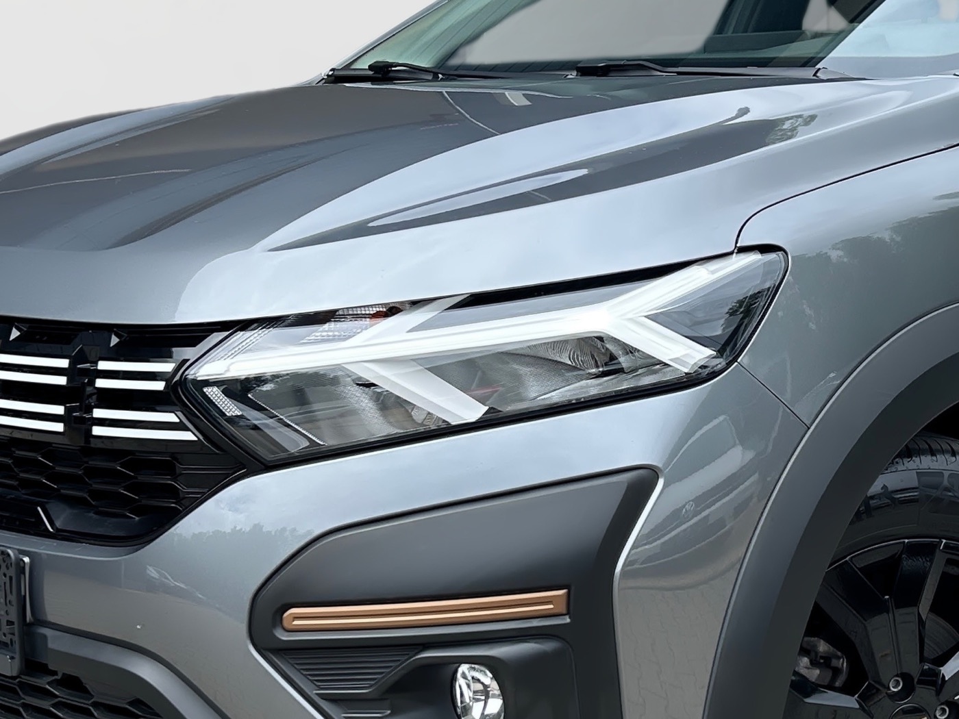 Dacia Jogger 1.0 TCe 100 ECO-G Extreme KlimaautoSHZ Alu Bild 5