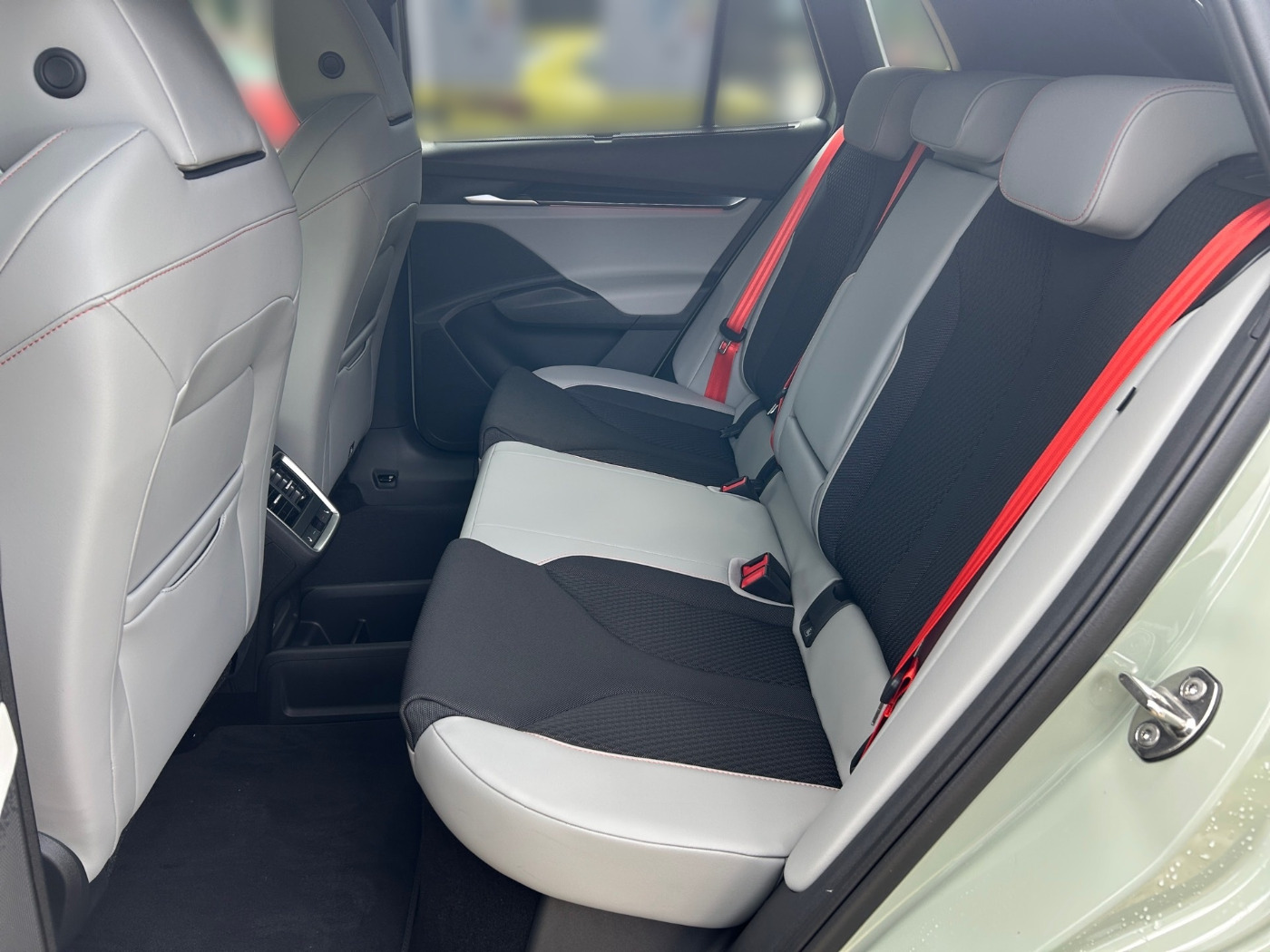 SKODA Elroq 85 Lodge Navi Kam. ParkAss 2xKlima ACC AUT Bild 11