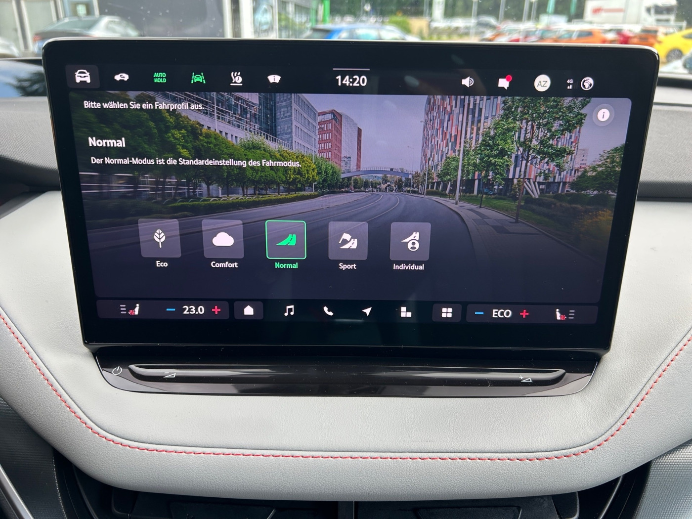 SKODA Elroq 85 Lodge Navi Kam. ParkAss 2xKlima ACC AUT Bild 15