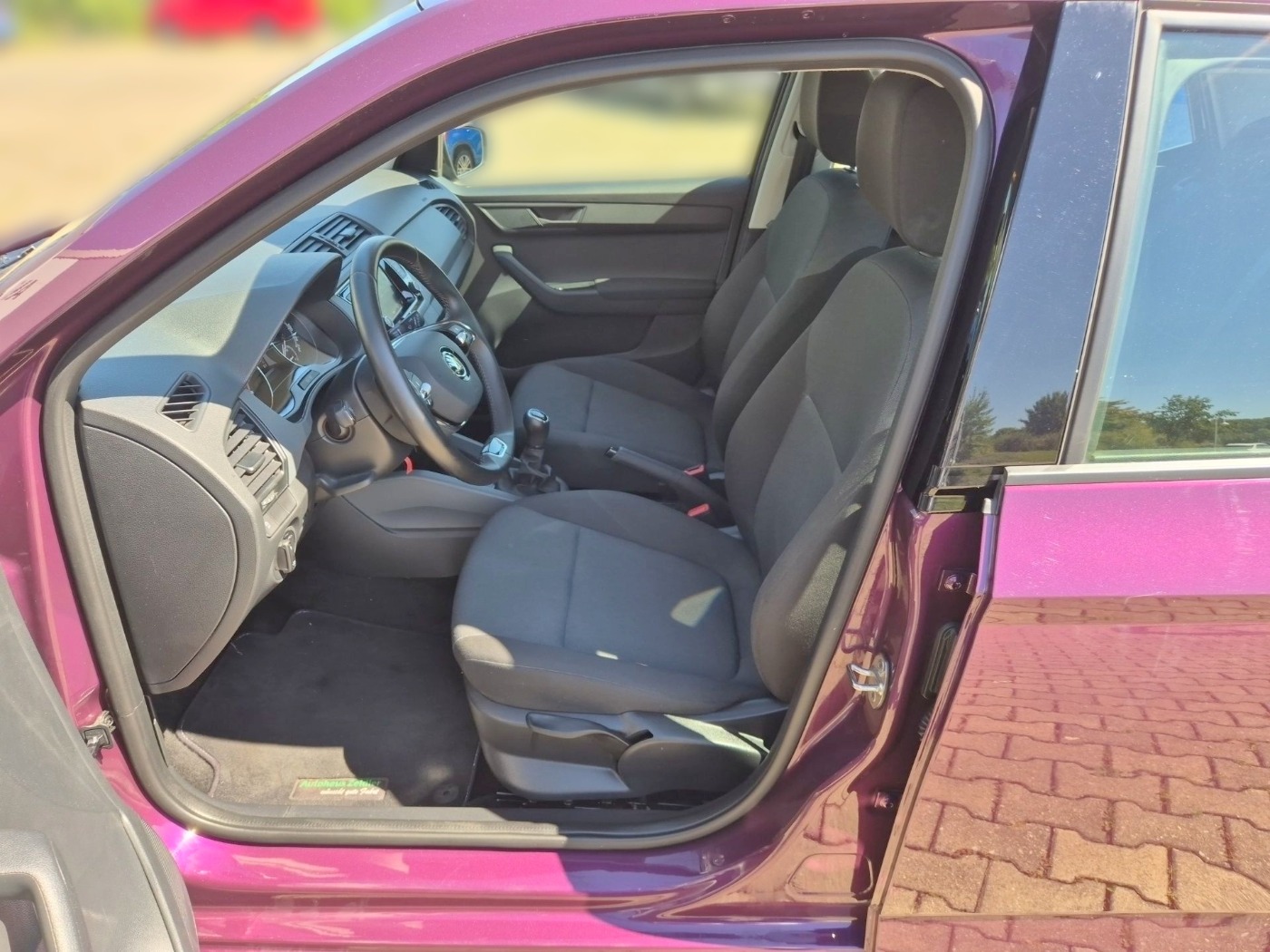 SKODA Fabia 1.0 TSI Cool Plus LM Klima PDC SHZ Bild 7