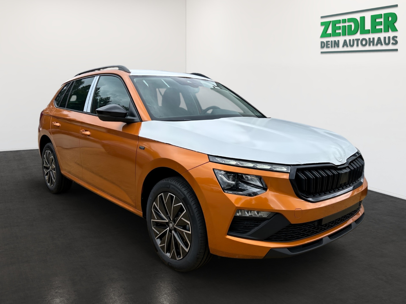 SKODA Kamiq 1.0 TSI Selection LM ACC AHK AUT Facelift Bild 2