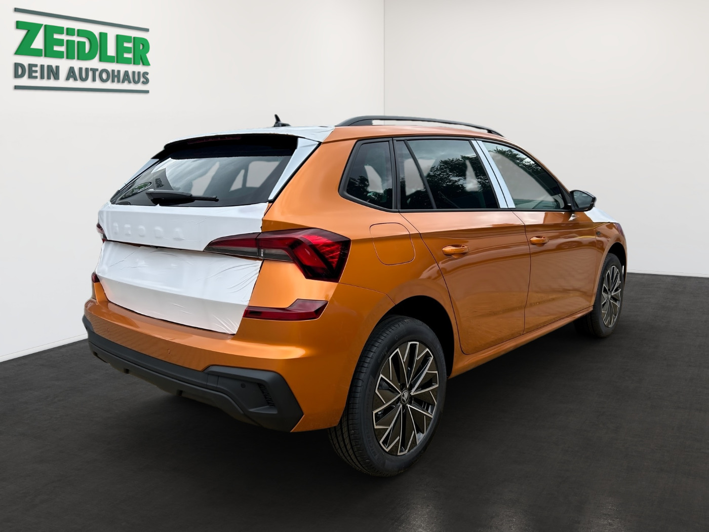 SKODA Kamiq 1.0 TSI Selection LM ACC AHK AUT Facelift Bild 3