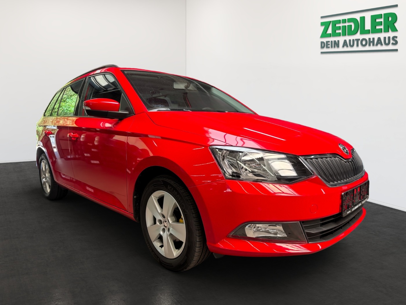 Skoda Fabia Combi 1.0 TSI Ambition Green tec LM SHZ AC Bild 2