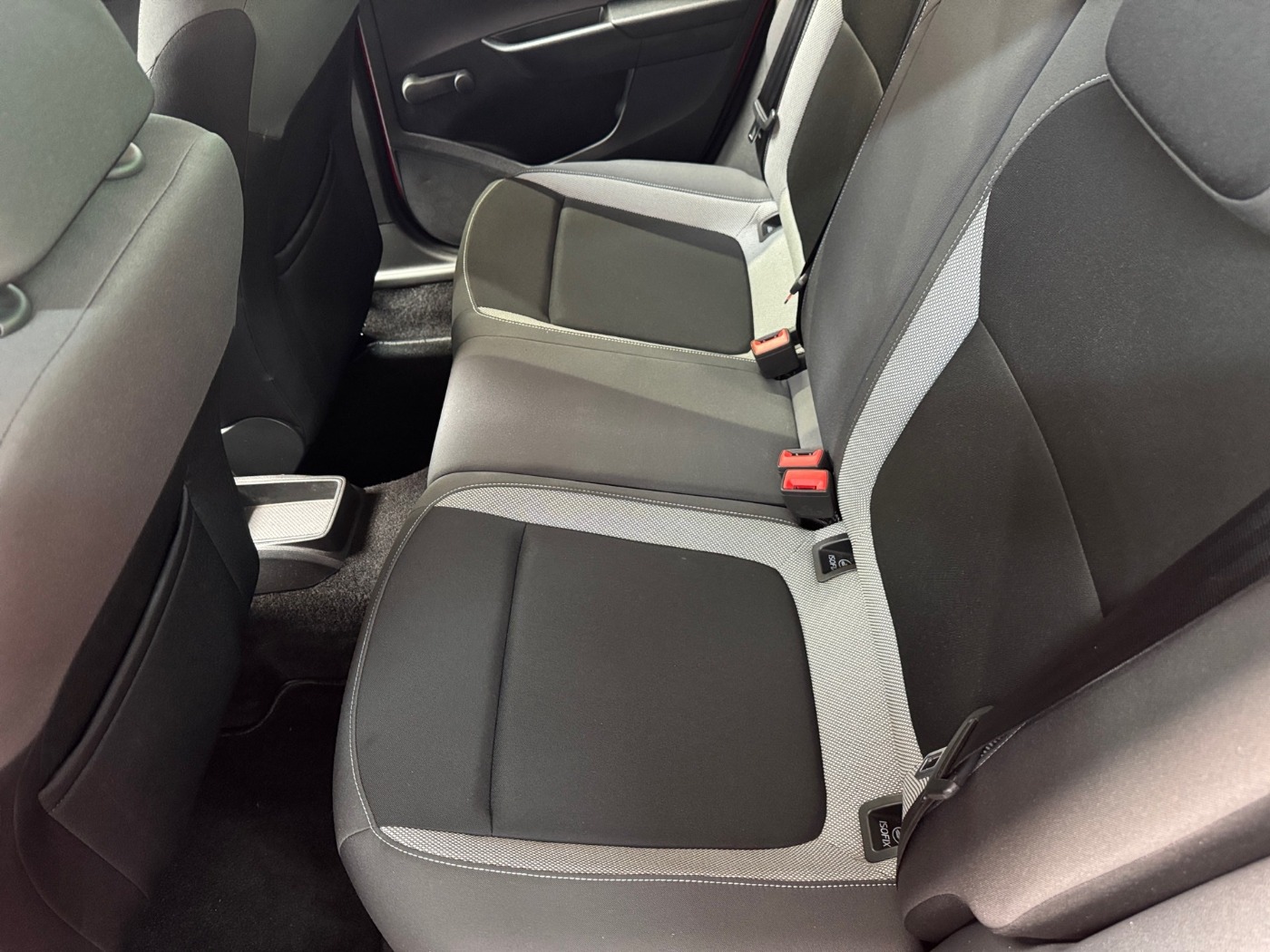 Skoda Fabia Combi 1.0 TSI Ambition Green tec LM SHZ AC Bild 11