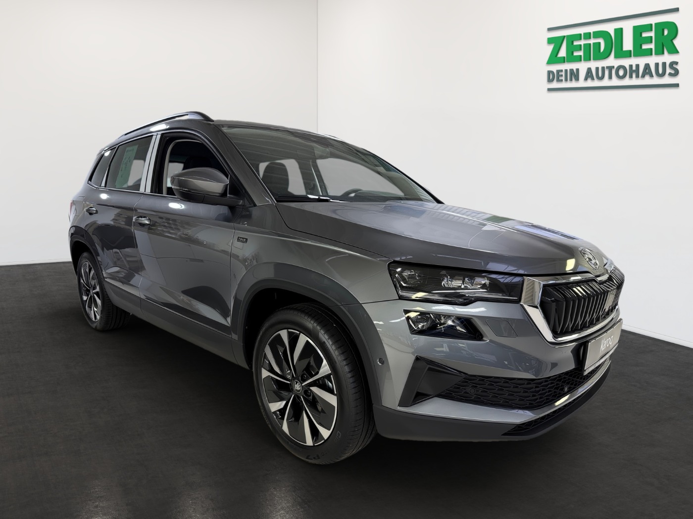 Škoda Karoq 2.0 TDI Drive 4x4 DSG Navi Kam. 2xKlima ACC Bild 2