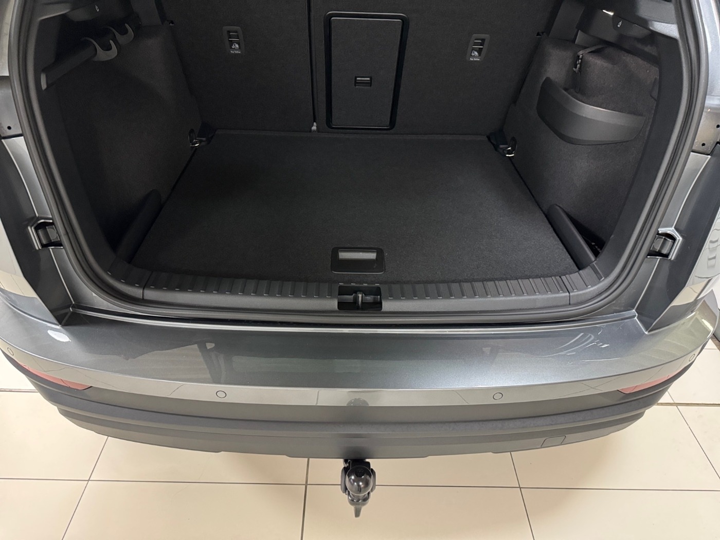 Škoda Karoq 2.0 TDI Drive 4x4 DSG Navi Kam. 2xKlima ACC Bild 12