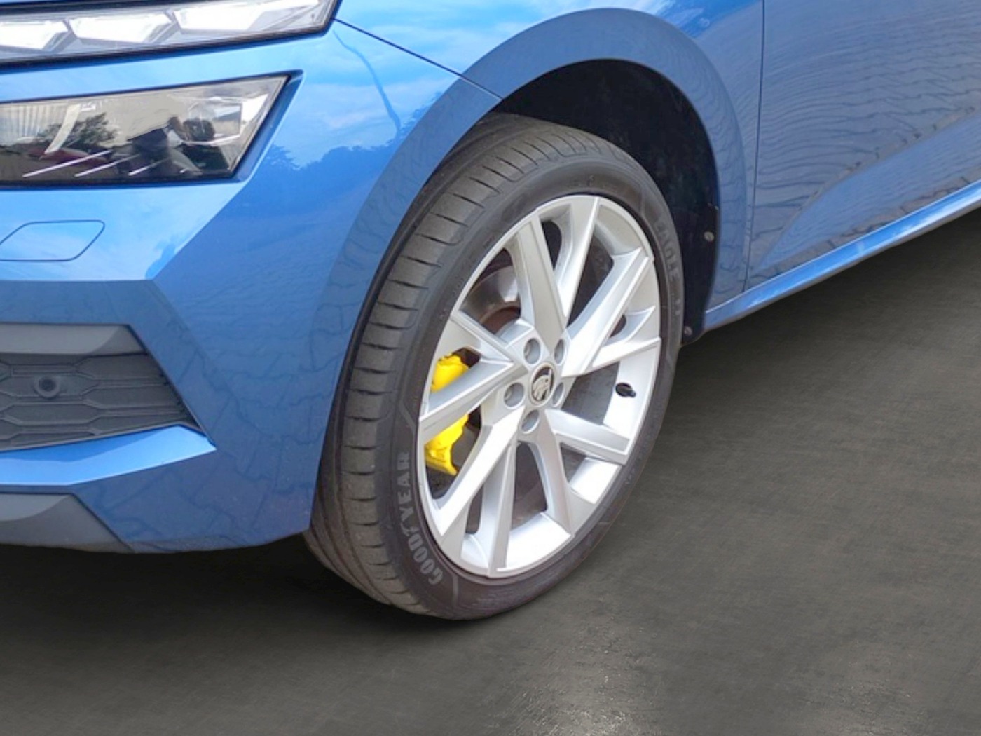 SKODA Kamiq 1.5 TSI Clever DSG Kam. ACC KlimaA LED Bild 6